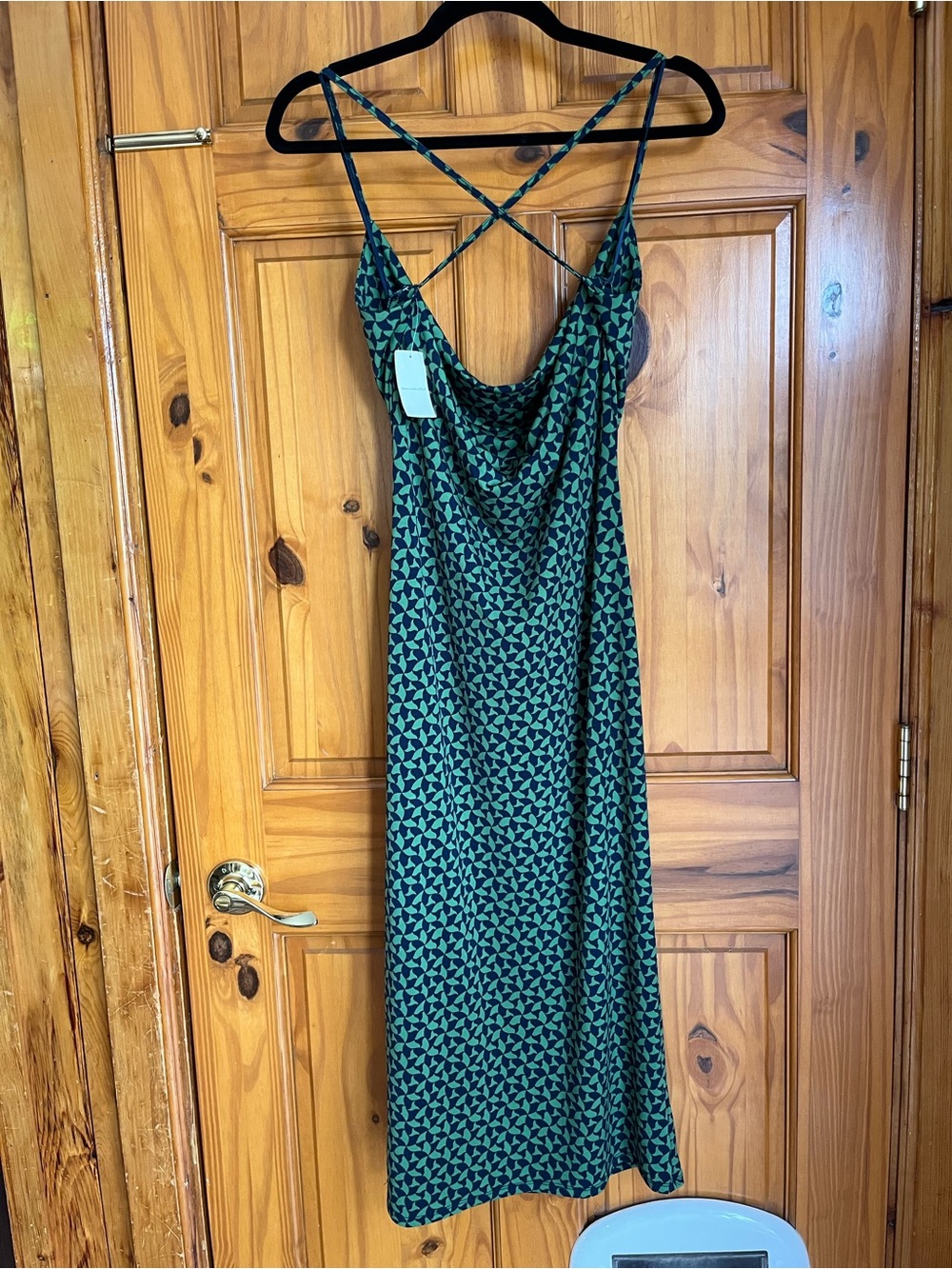 Abercrombie & Fitch Green Patterned Slip Midi Dress with Cross-Back Straps - Picture 2 of 6